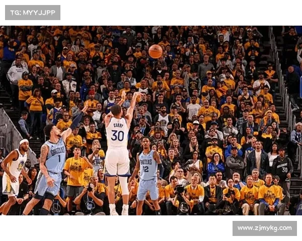 NBA季后赛激烈角逐各队争夺晋级机会 谁能脱颖而出书写历史新篇章 NBA季后赛激烈角逐各队争夺晋级机会 谁能脱颖而出书写历史新篇章
